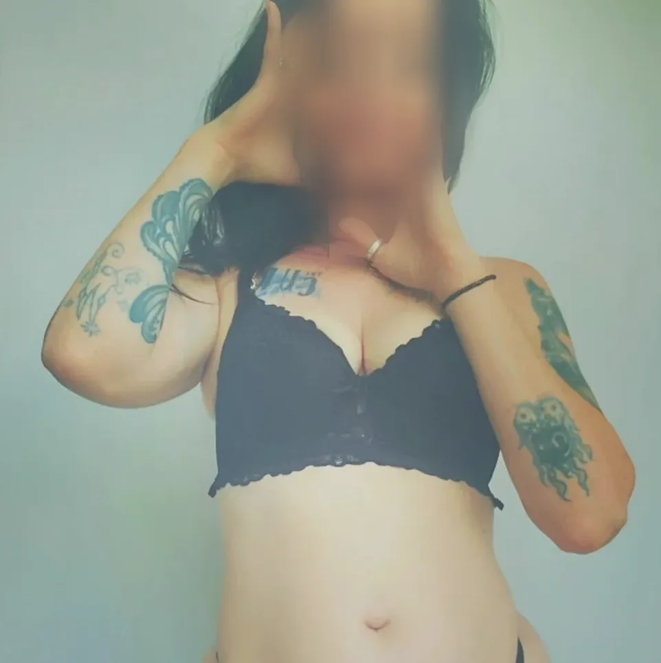 Lea, 37
